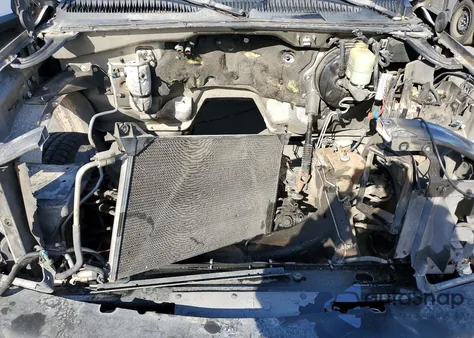 2002 Chevrolet Silverado C1500 z USA, uszkodzony, nr VIN 1GCEC19VX2Z324671